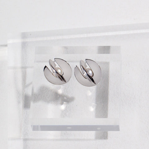 Chic bling Ear studs